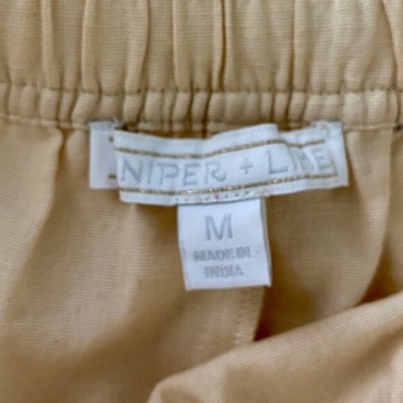 Juniper & Lime Beige Pull On Linen Blend Womens Medium Shorts NEW - Picture 5 of 7